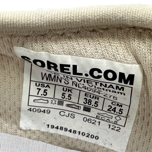 SOREL Kinetic™ Impact Sneaker - Size 7.5 - Picture 9 of 9